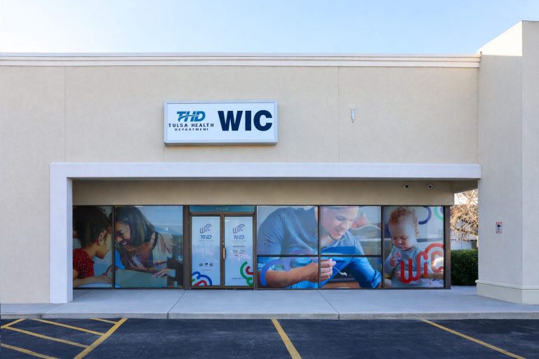 Looking toward the front door of THD's WIC clinic located on Mingo